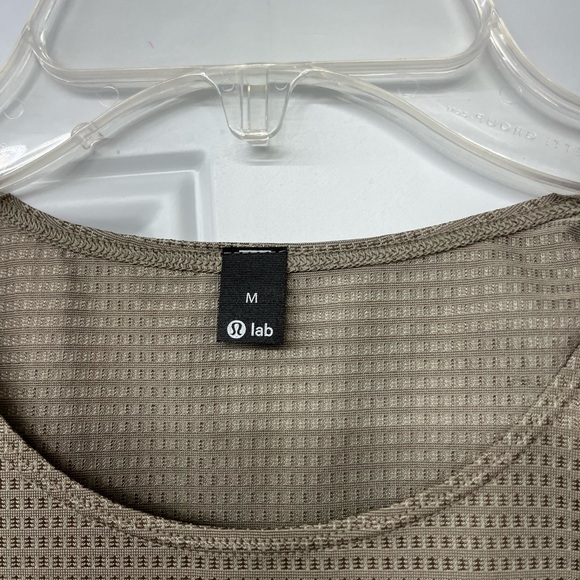 Lululemon Men’s LAB Grid Mesh Terra Cosmos Training Tank - Picture 6 of 12